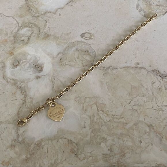 Tiffany & Co. 18K Return To Tiffany Heart Tag Bracelet 19g w/ Case, Box, Dustbag - Picture 10 of 14